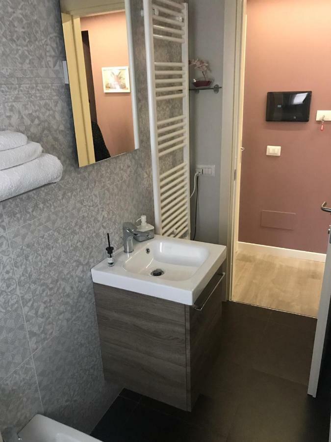 Апартаменты Casa Nicole Кастельбуоно Экстерьер фото